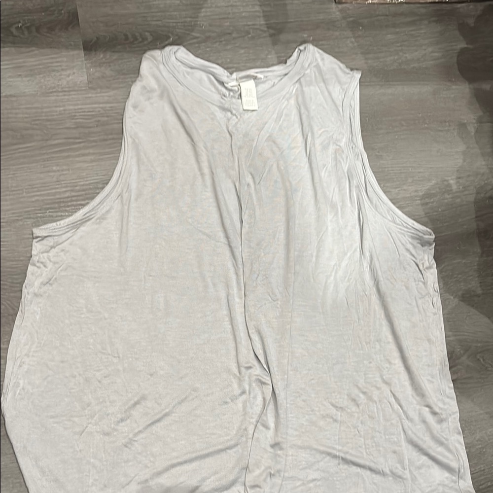 H&M Light Gray Muscle Tee